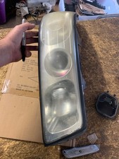 1998 -04 CADILLAC SLS SEVILLE PASSENGER SIDE HEADLIGHT picture