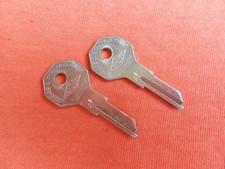 2 VINTAGE PACKARD BRIGGS STRATTON BASCO GRV2 NOS IGNITION KEY BLANKS 1938 -1956 picture