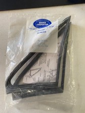 NOS Part #C6OZ-6321448-PR '66-'67 Ford Fairlane Mercury Comet Vent Window Seals picture