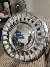 GOOD 1988-1997 Ford LTD Crown Victoria OEM Hubcap E8AC-1130-BA     15