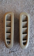 2000-2005 Pontiac Bonneville Dash Air Vents PAIR RH & LH Beige 16637326 327 picture