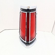 1972 OLDSMOBILE CUTLASS VISTA CRUISER STATION WAGON TAIL LIGHT LH ORIGINAL OEM picture