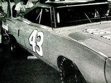1970 PLYMOUTH SUPERBIRD ORIGINAL AD *Richard Petty/NASCAR/Road Runner/hood/door picture