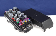 2009 - 2012 Chevrolet Chevy Malibu 2.4L  Fuse Relay Box  20822694 picture