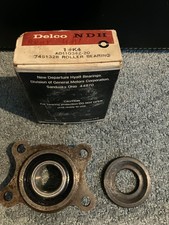 Corvair 1963-64 rear wheel bearing N.O.S.  7451328, Pontiac Tempest 1963-64 picture
