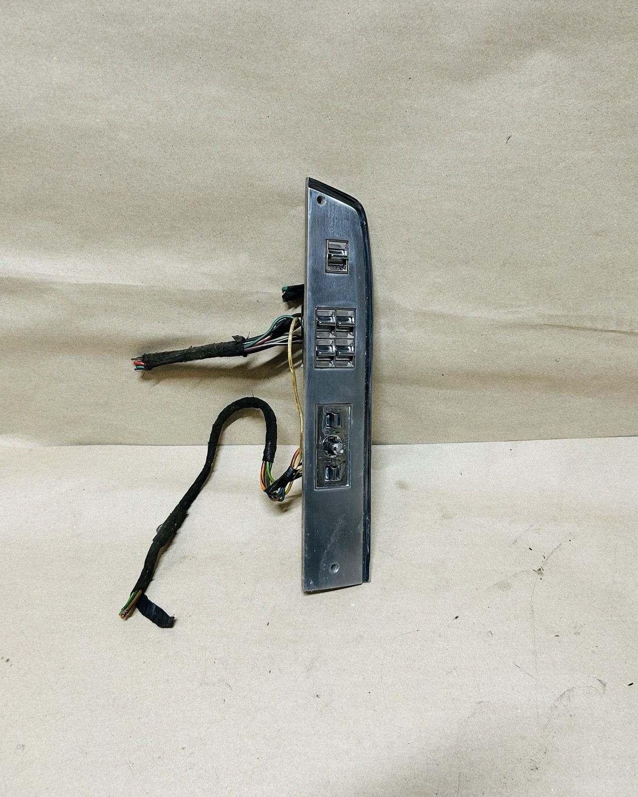 1966 1967 Buick Riviera Deluxe Master LH Driver Door Switch P/L P/W OEM 4544819