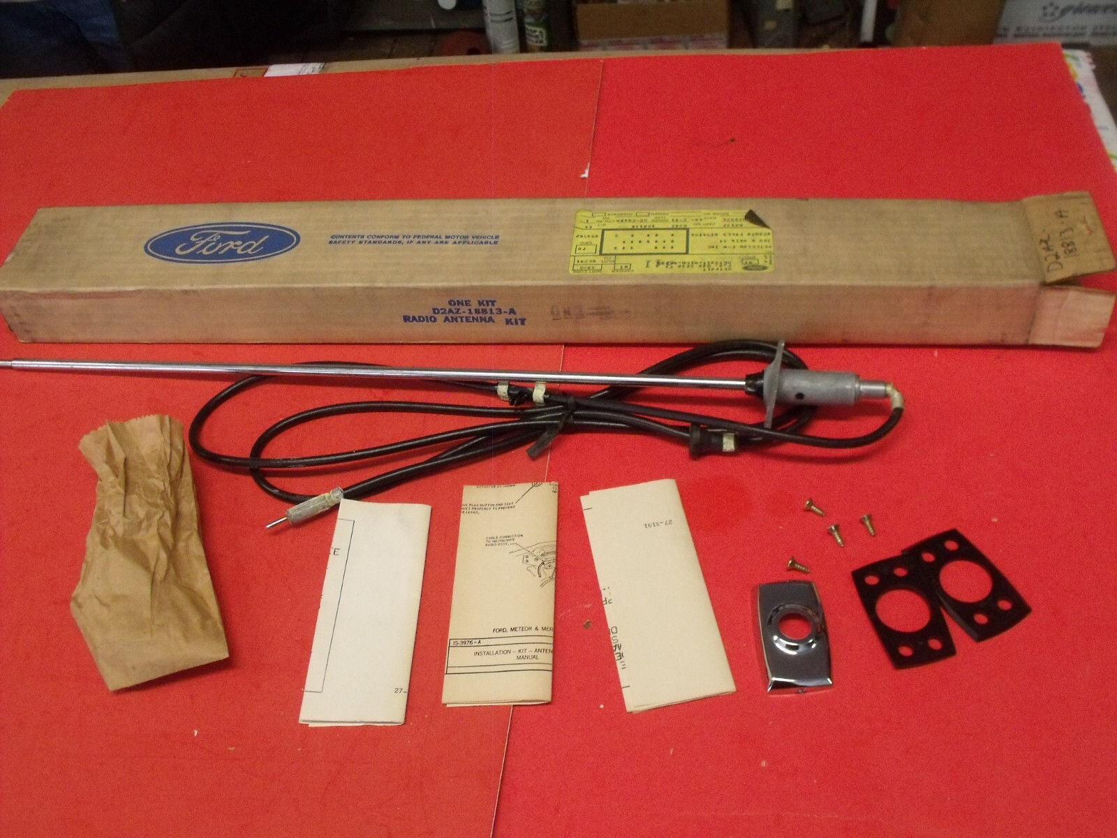 NOS 71 72 Ford Mercury Meteor Fender Mounted Telescopic Antenna D2AZ-18813-A