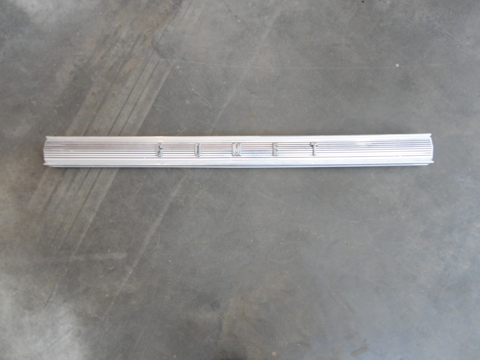 1966 MERCURY COMET / CAPRI TAIL PANEL MOLDING TRIM ORNAMENT 66