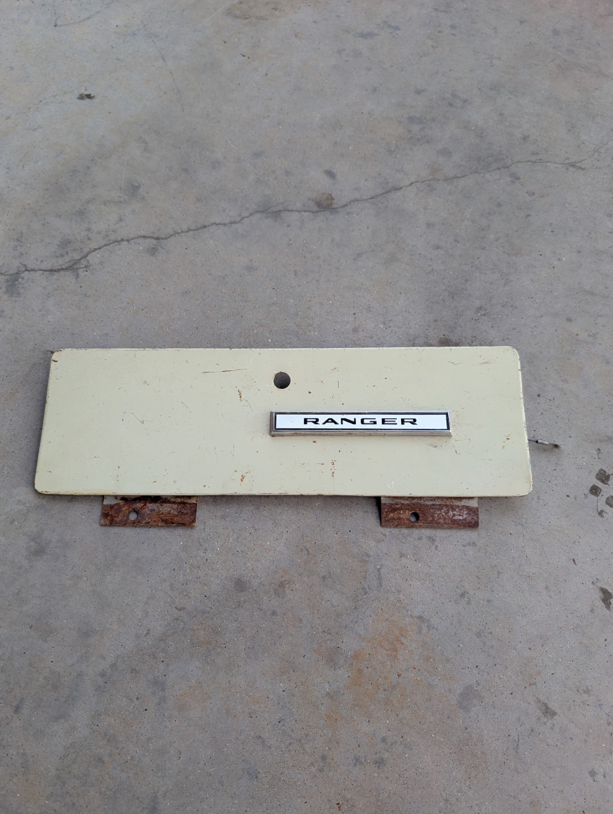 OEM 1967-1972 Ford F100 F250 F350 Ranger Glove Box Door & Emblem Patina
