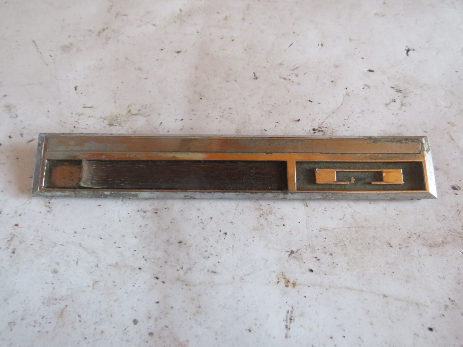 68 AMC AMERICAN RAMBLER ROGUE SCRAMBLER S/C EMBLEM