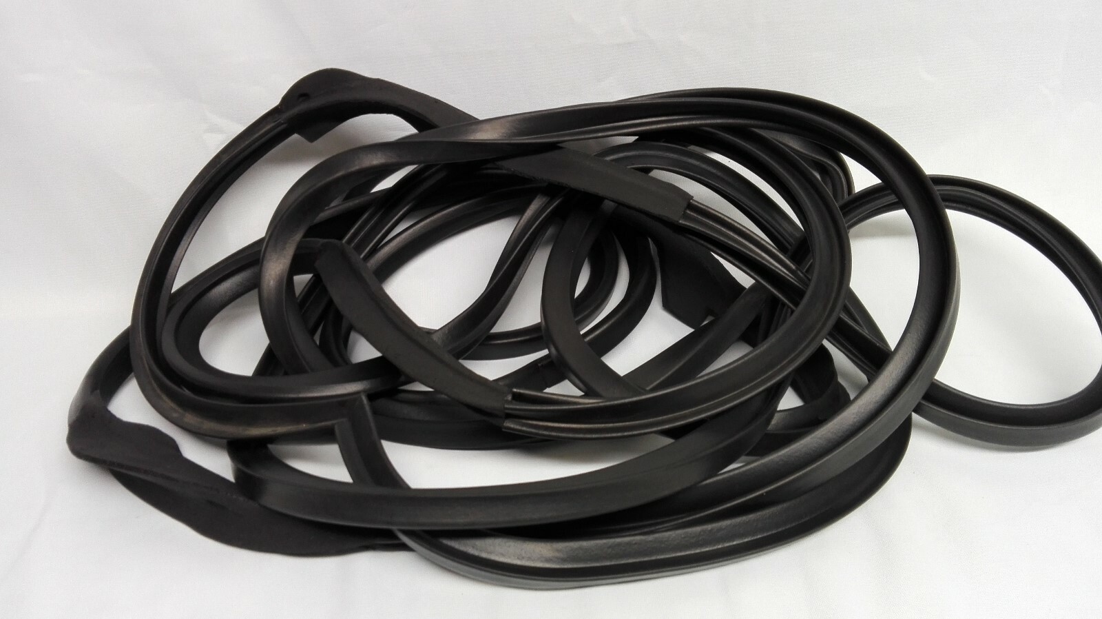 Door rubber door seal for Ford Taunus P4 2 door - 12M