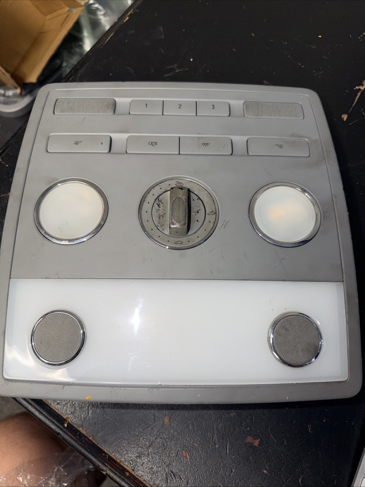 VOLKSWAGEN PHAETON INTERIOR LIGHT ROOF READING LIGHT 3D0947135 c  2006-13