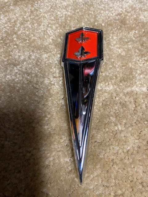 66 67 Pontiac Beaumont Trunk Lid  Arrow Spear Emblem NEW  1966 1967