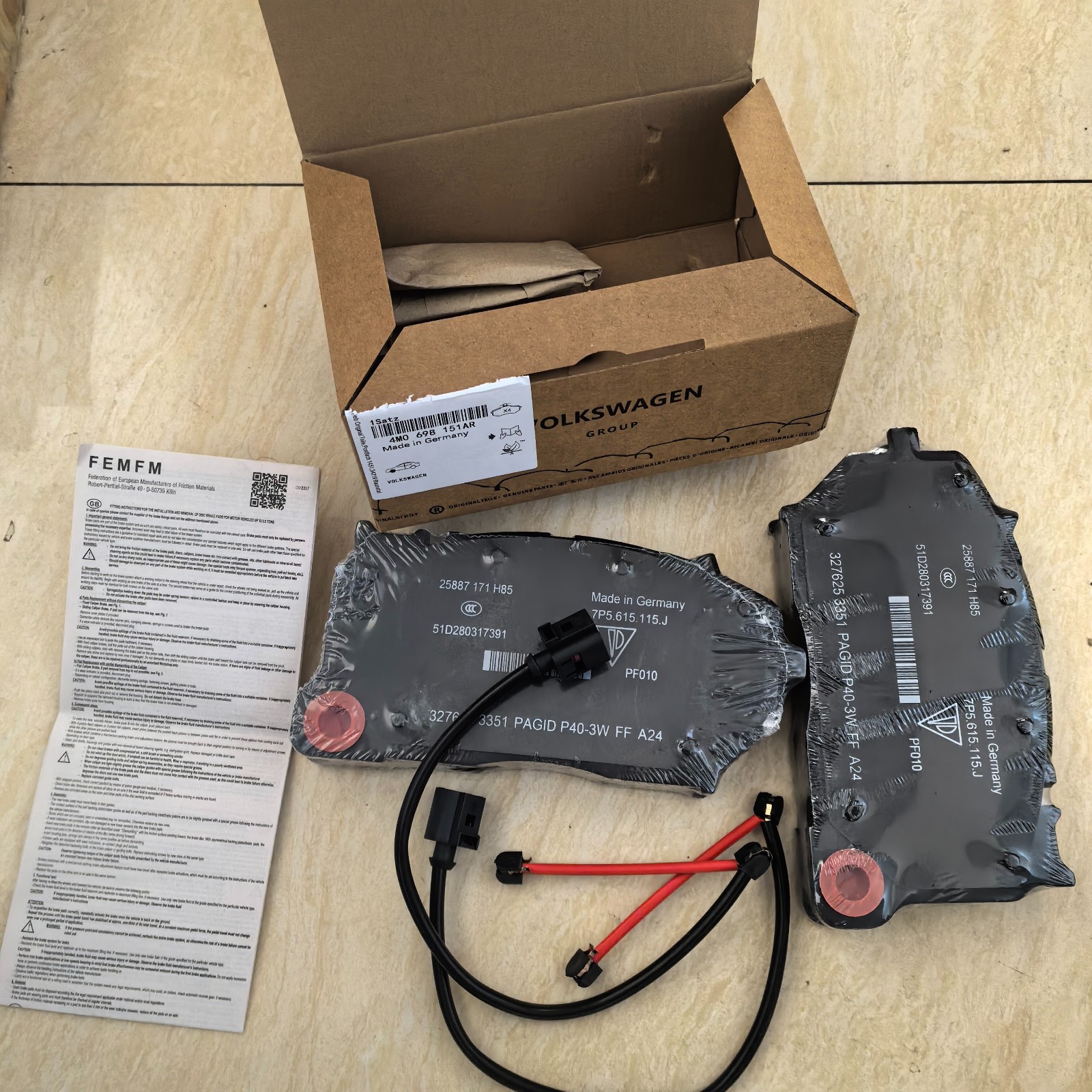 NEW FOR LAMBORGHINI URUS FRONT BRAKE PADS OEM SET WITH SENSORS 4M0698151AR 