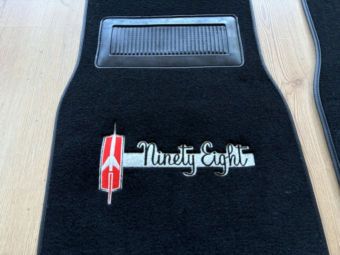For Oldsmobile Ninety Eight Floor Mat Carpet Black Set Of4 1970-89