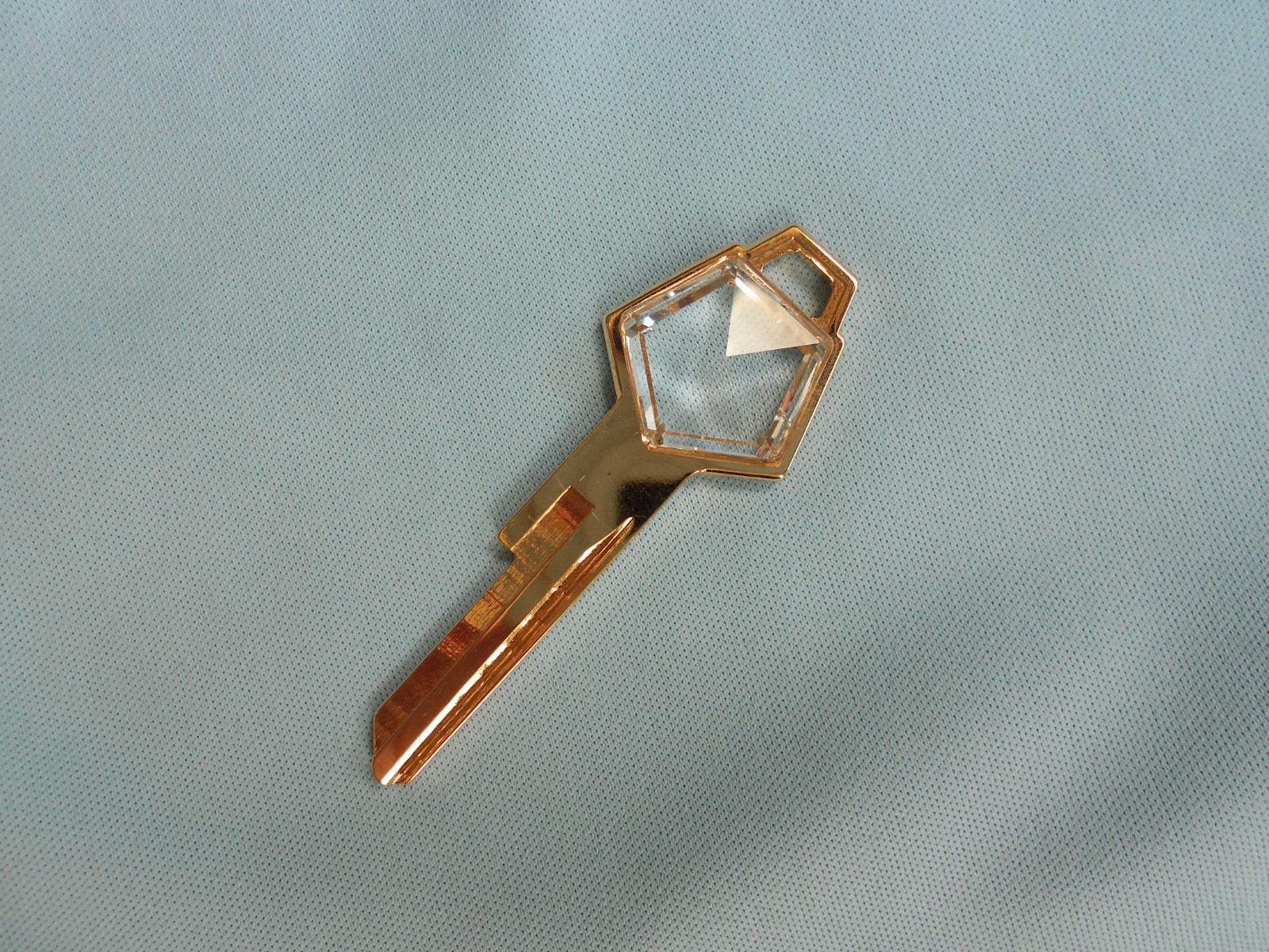 MOPAR GOLD CRYSTAL NOS KEY BLANK PENTASTAR DODGE PLYMOUTH CHRYSLER 1969 - 1989