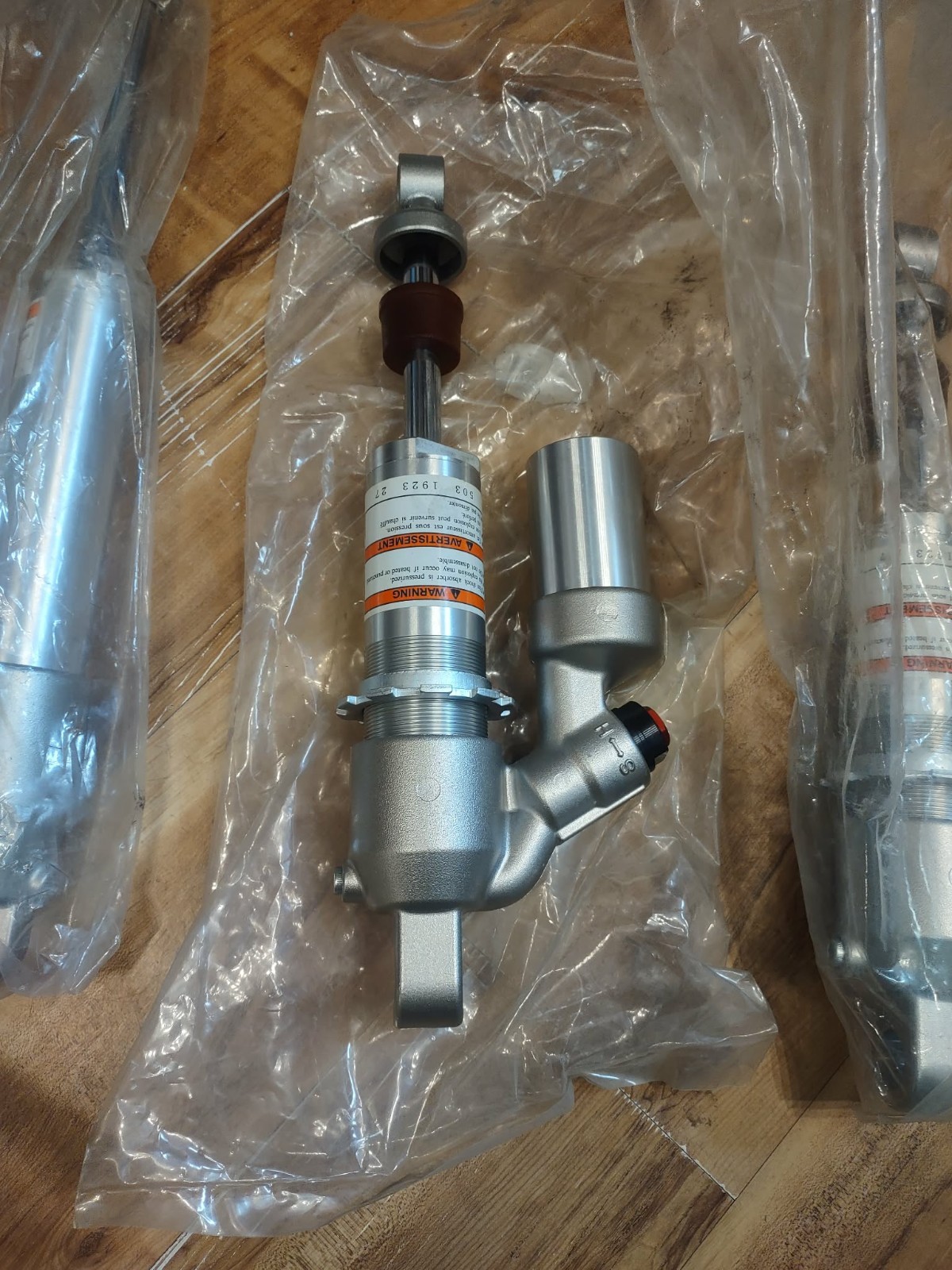 Ski-Doo Mx Z X 600Rs Center Shock OEM Part # 503192327