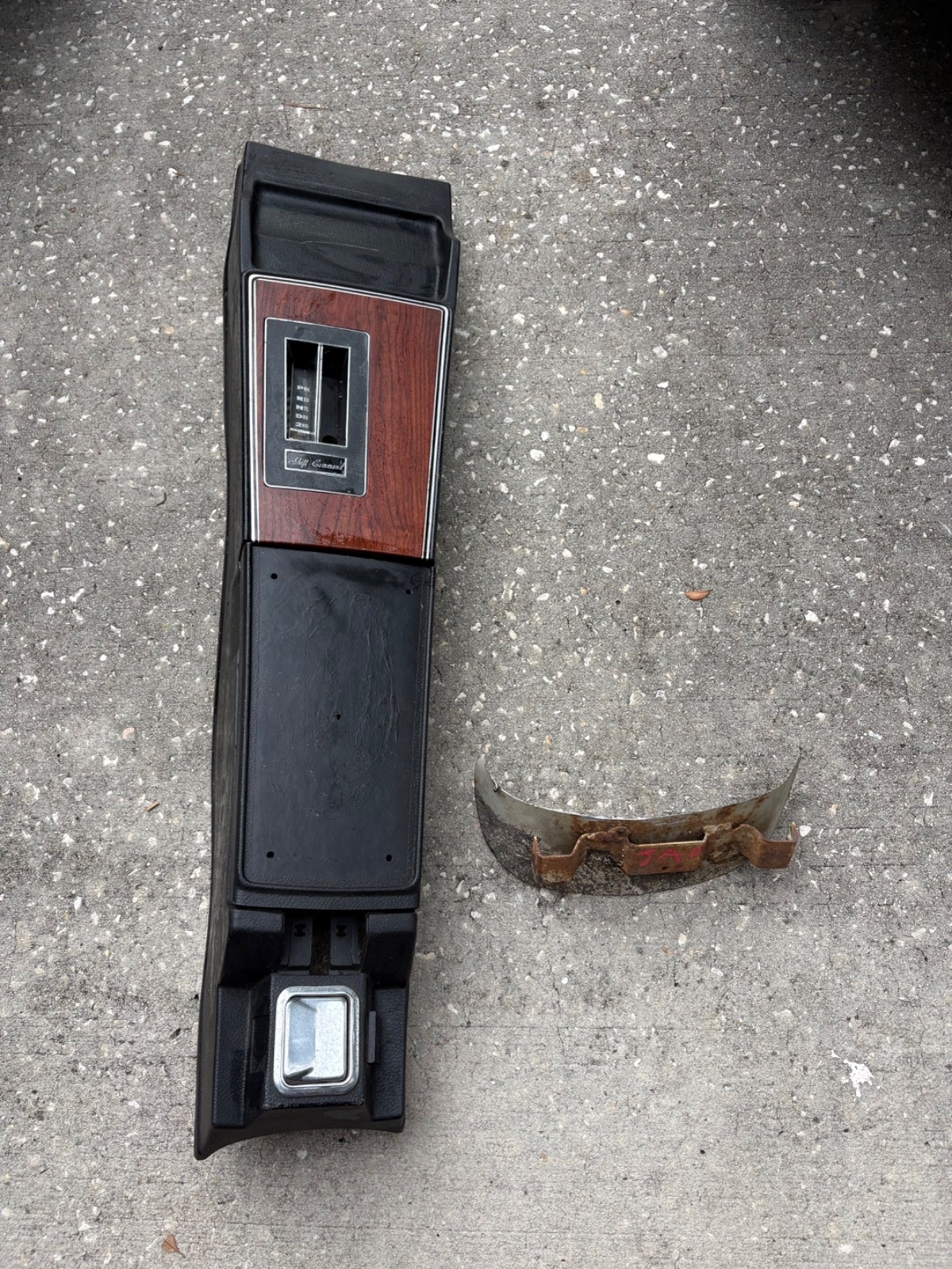 1970 AMC JAVELIN OR AMX AUTOMATIC CENTER CONSOLE BLACK w/mount