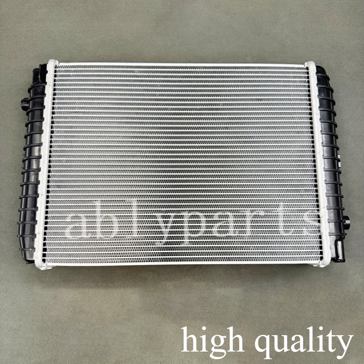 Left Or Right Radiator Charge Cooler for 2016-2018 Mclaren 570s Coupe 13L0183CP
