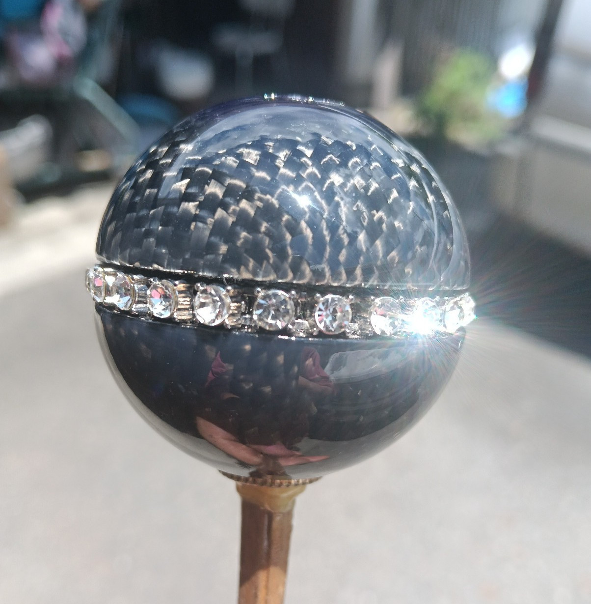 Ferrari F50 type shift knob with embedded stone chain bezel