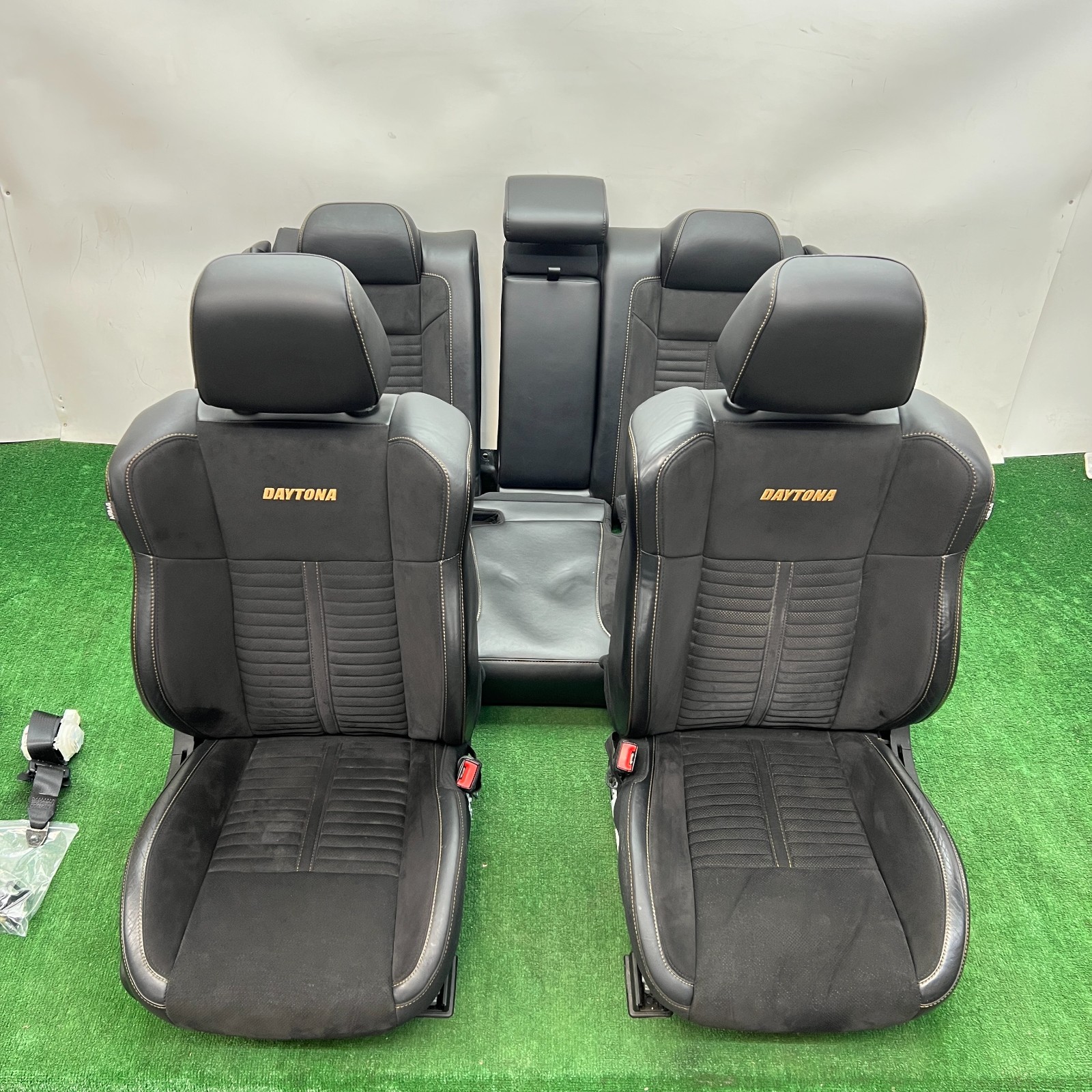 2015-2023 DODGE CHARGER R/T DAYTONA BLACK SUEDE & LEATHER SEATS & SEAT BELTS OEM