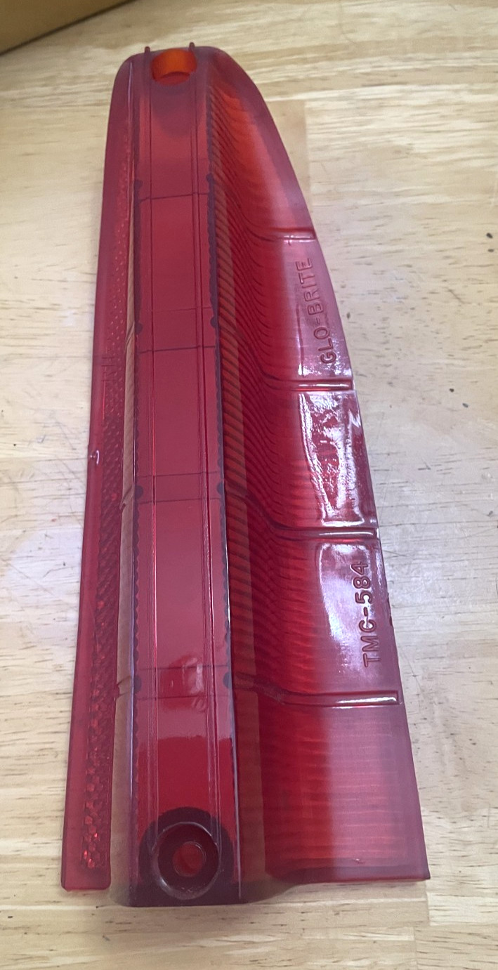 1960 Oldsmobile Super 88 & 98 right side NORS Glo-Brite 5950986