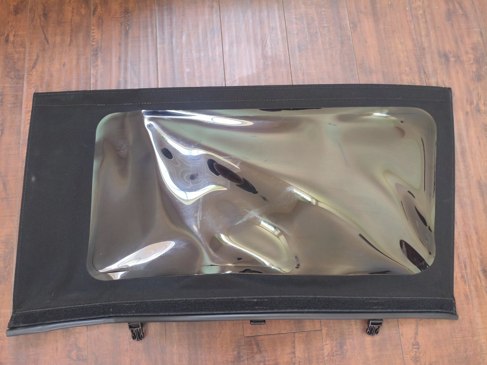 FORD BRONCO 4 DOOR SOFT TOP QUARTER WINDOW REAR LEFT DRIVER BLACK OEM