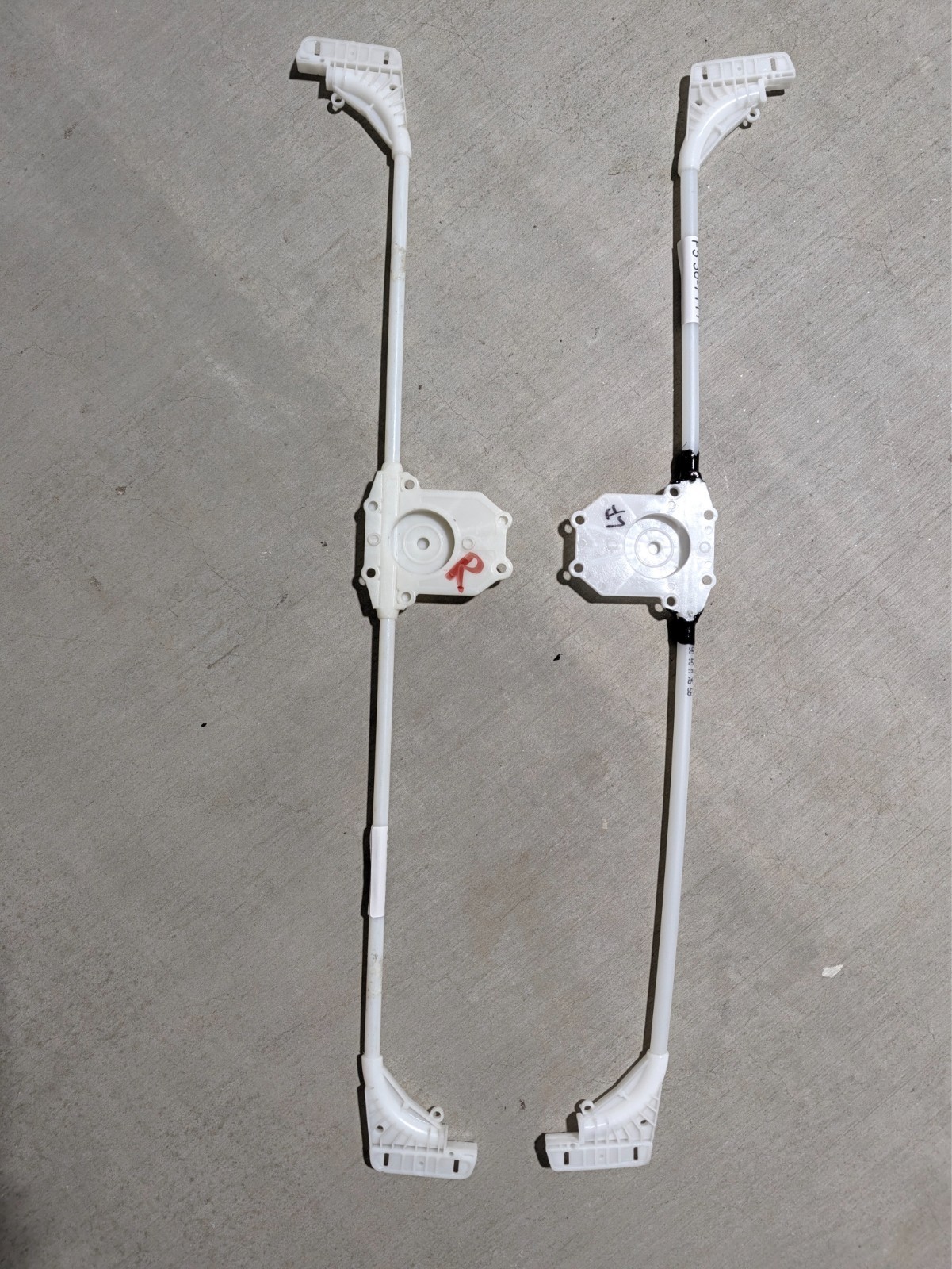 Plymouth Prowler Left & Right Front Window Regulator Tube Fits 1997-2002