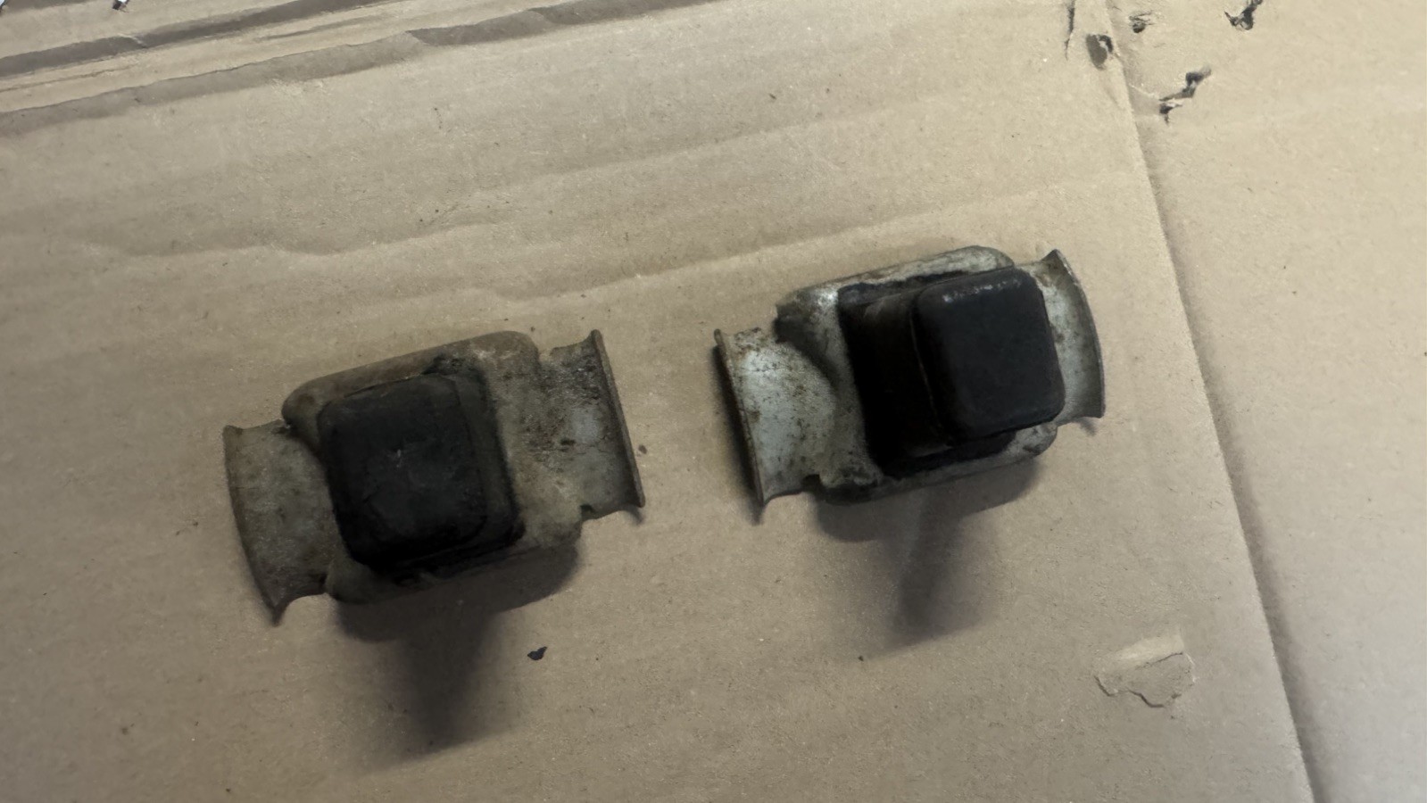 Ford Escort MK1 van rear axle  bump stops nos 