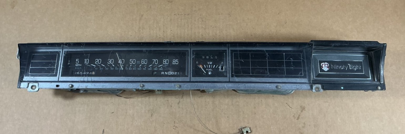 1985-1988 Oldsmobile 98 Ninety Eight Speedometer Instrument Cluster 25050073 OEM