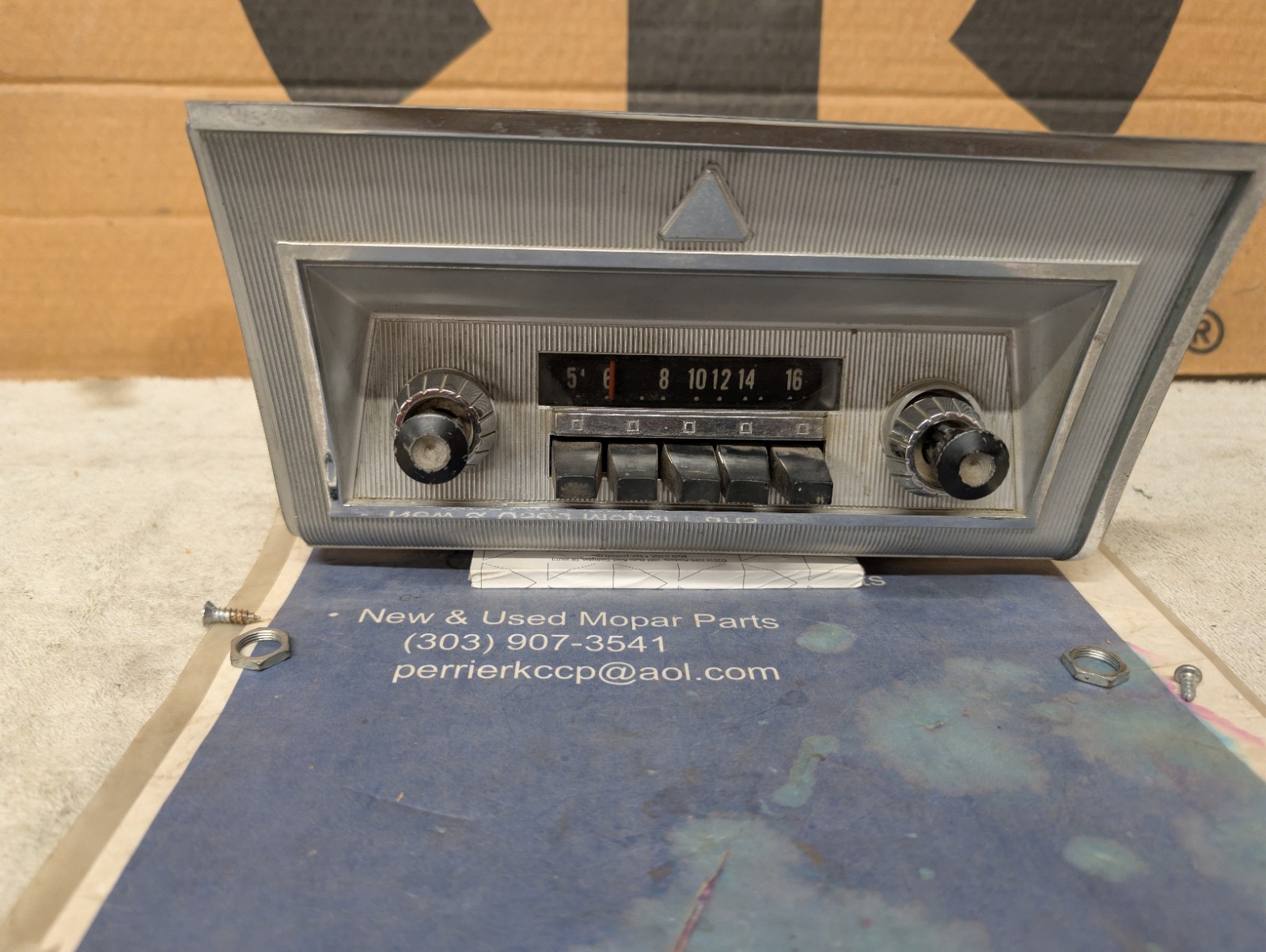1964 Dodge 330 440 Polara 500 AM Radio Bezel And Knobs