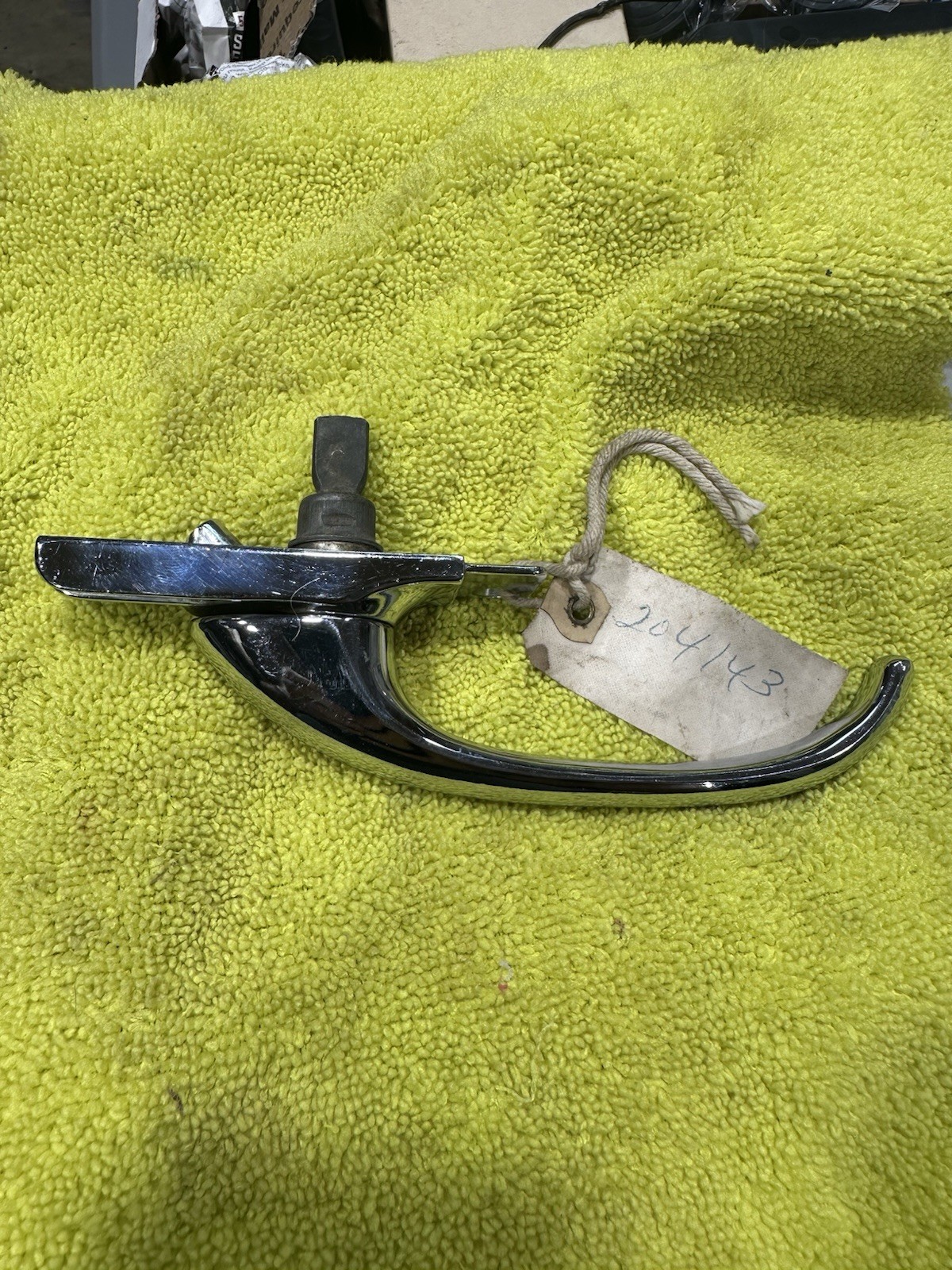 1946/1947 Hudson Commodore LH - Front/RH - Rear Door Handle. NOS