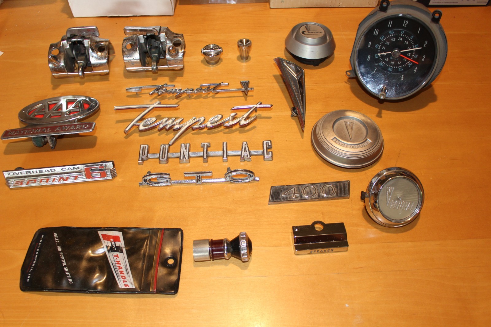 Original 1960s GM Pontiac Lot GTO Tempest OHC Sprint 6 400 Corvair Clock Badges