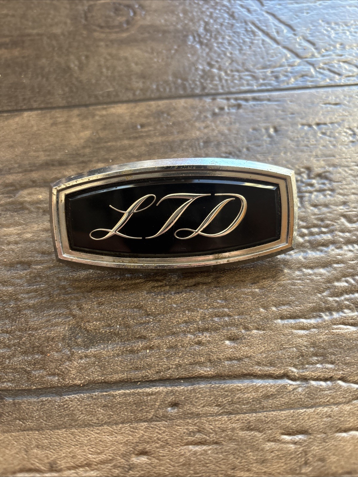 Vintage 1970\'s Genuine OEM Ford LTD Emblem D1AB-65517A56