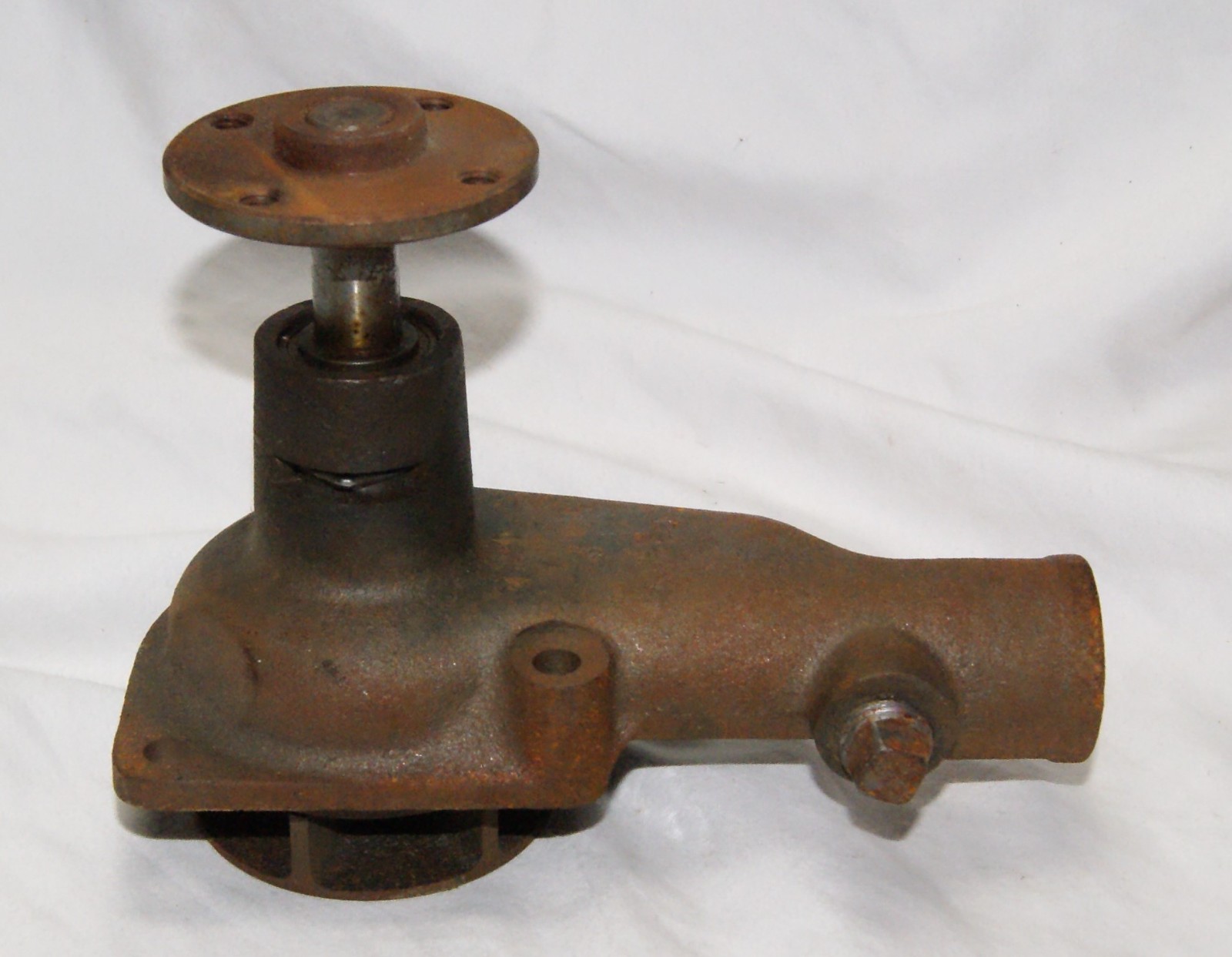 1954-1964 studebaker 1959-1964 truck with champion 6 cylinder motor water pump