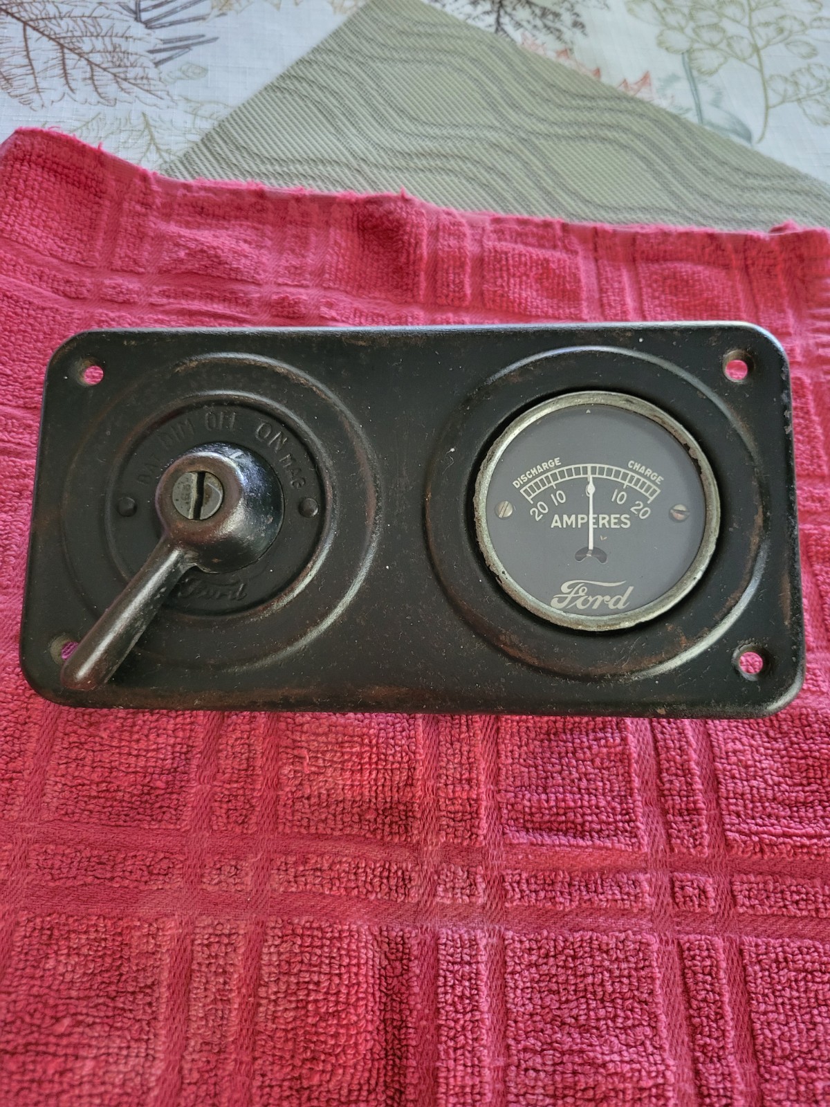 Model T  Ford Ignition Key Light Amp Amperes Gauge Dash Switch Good Condition