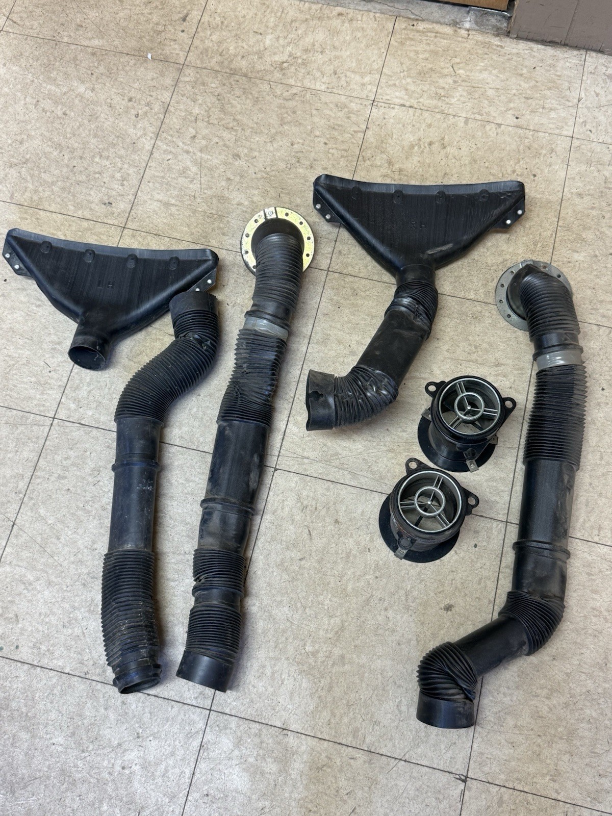70-73 Datsun 240Z Defrost Vents Duct Work Pair RH Right + LH Left OEM Set Used