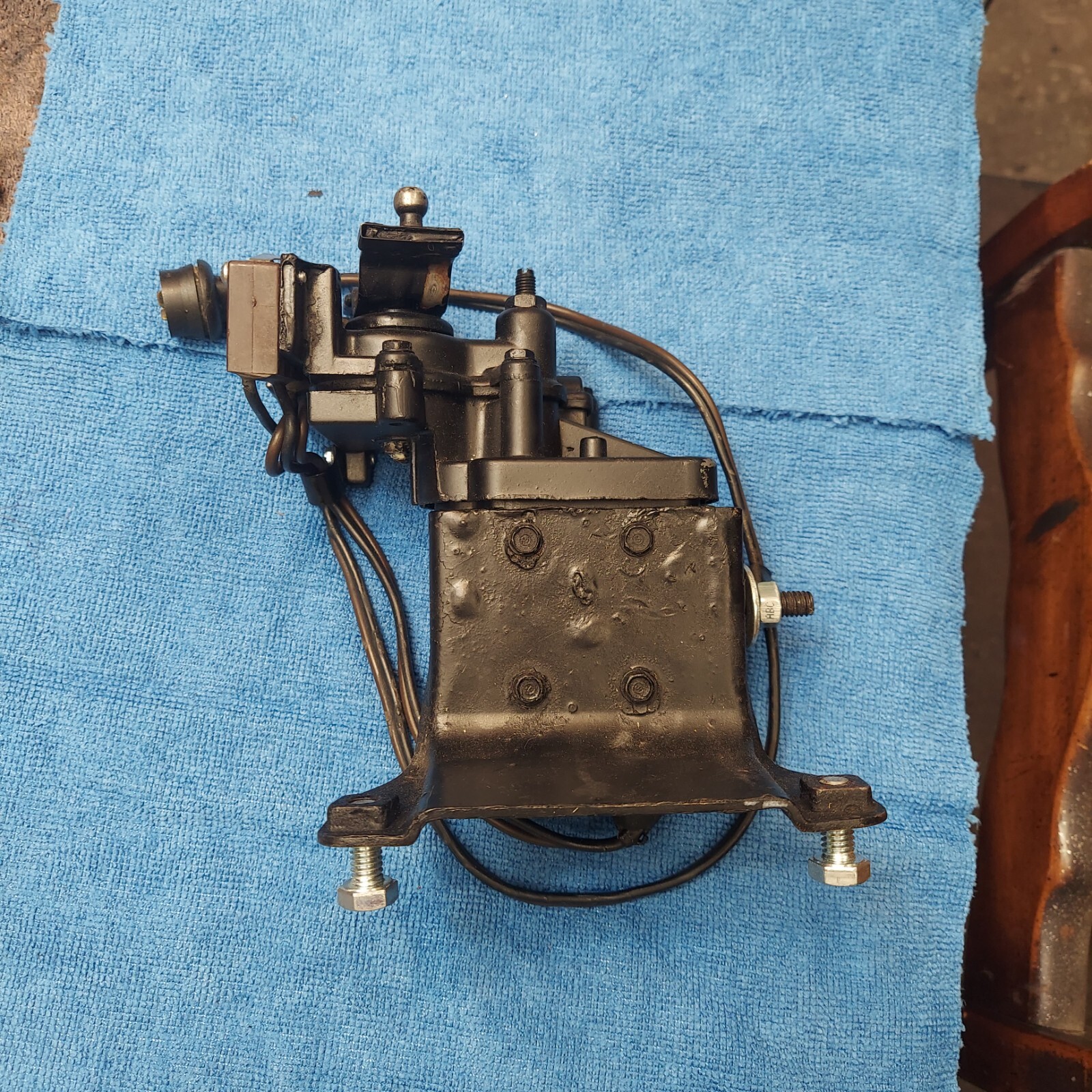 1965 65 BUICK RIVIERA & GS CLAMSHELL HEADLIGHT ACTUATOR HEADLAMP MOTOR 