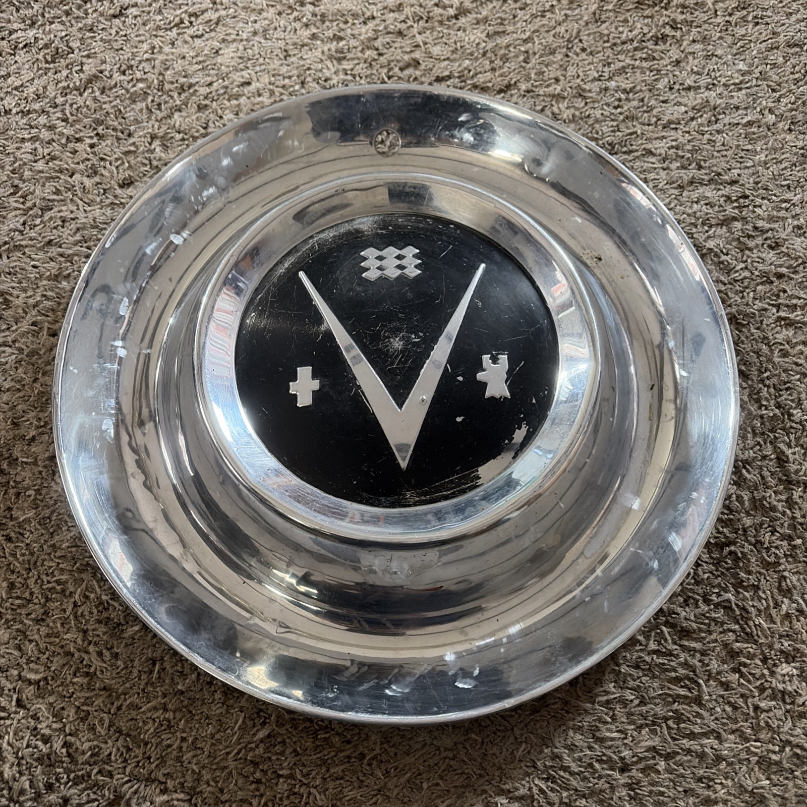 Vintage 1953 Buick Roadmaster Special Hubcap Wheel Cover 15\