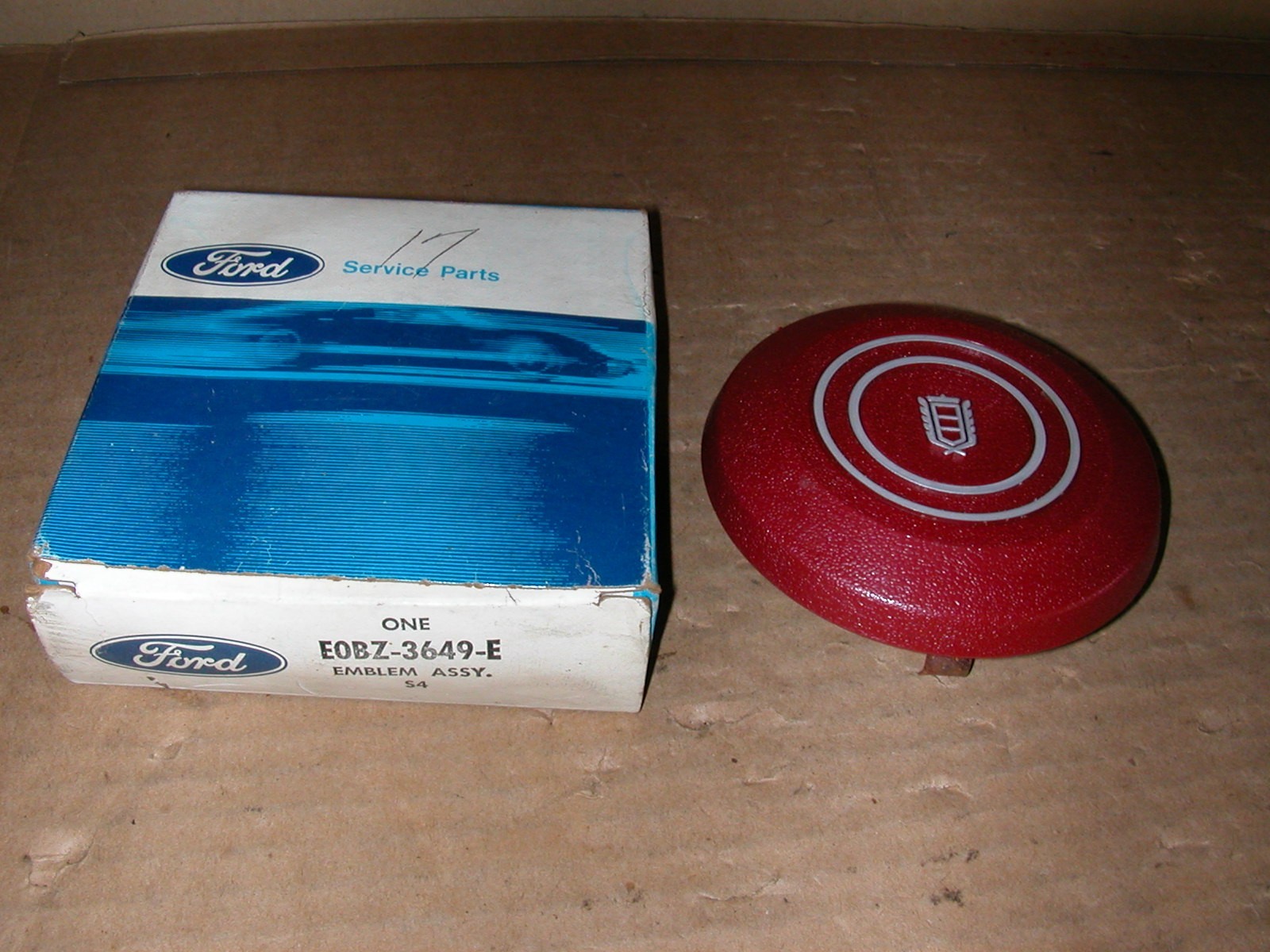 1980 FORD FAIRMONT - NOS STEERING WHEEL EMBLEM - RED - #E0BZ-3649-E