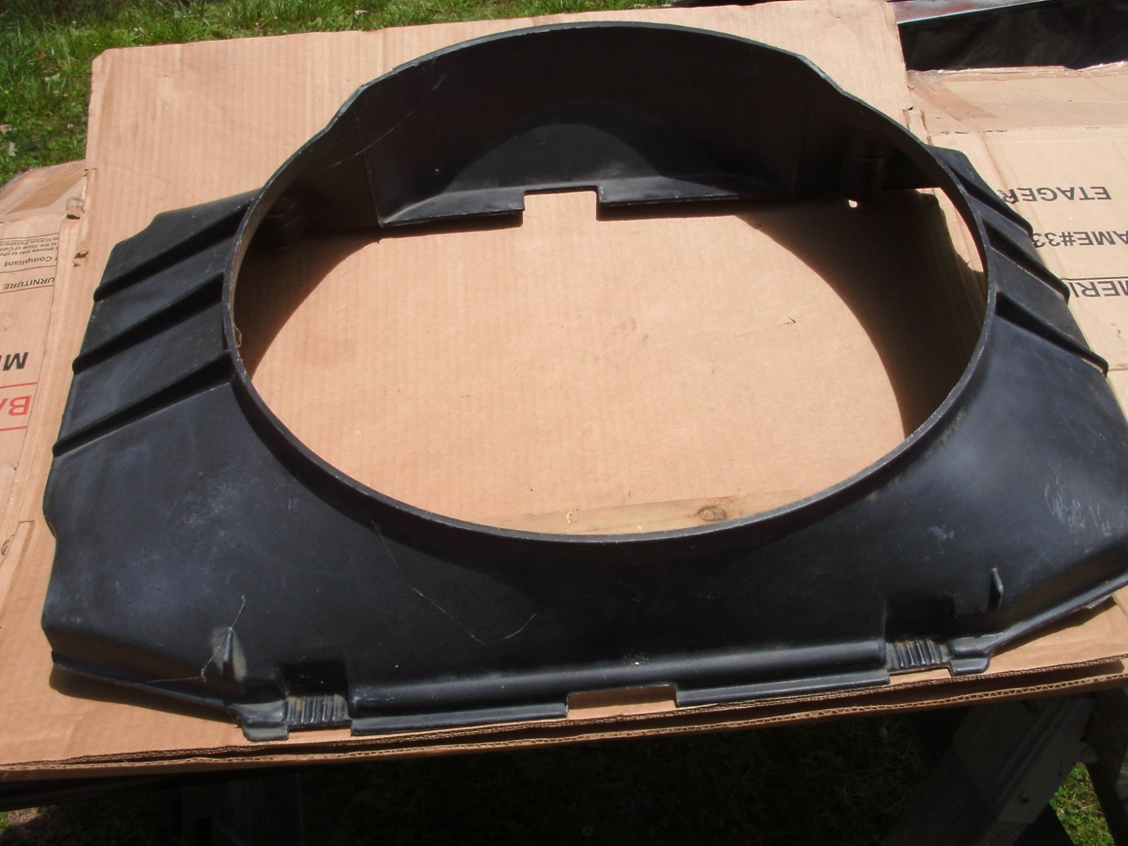 1970 71 MERCURY CYCLONE COUGAR TORINO MUSTANG 351 302 V8  FAN SHROUD D0OE-8146-B