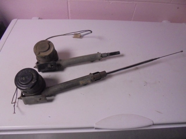 Power Electric Antenna Buick Riviera GS  1963 1964 1965 Original 63 64 65