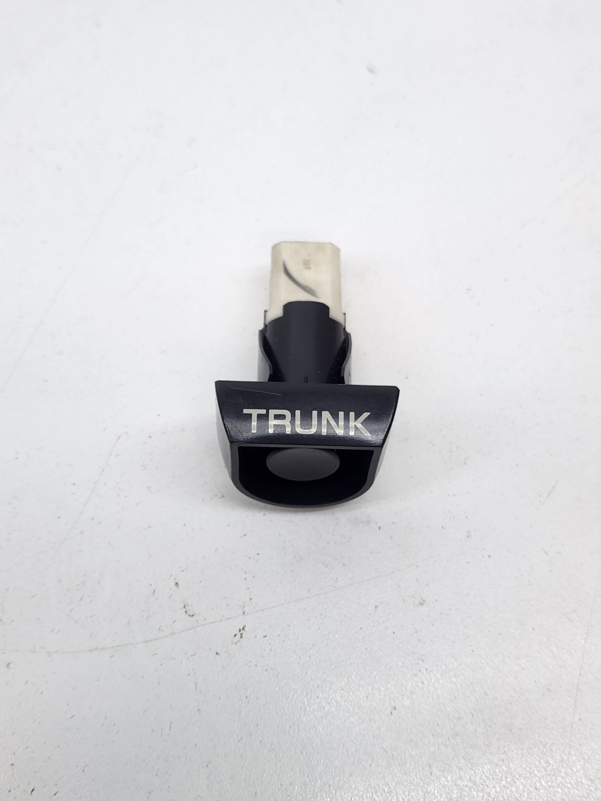 OEM Power Trunk Release Switch Button 1988-1993 Dodge Dynasty / New Yorker 