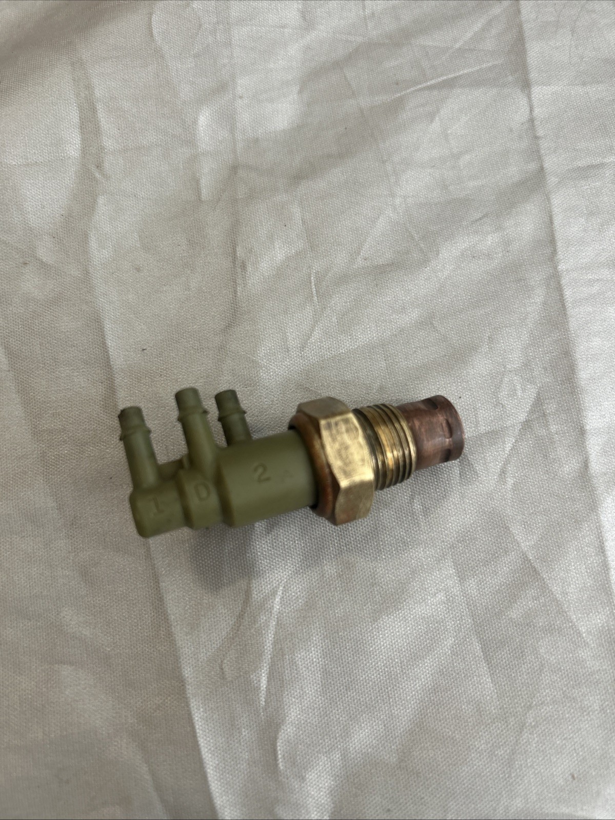 Delorean Vacuum Thermal Switch Part Number 102405