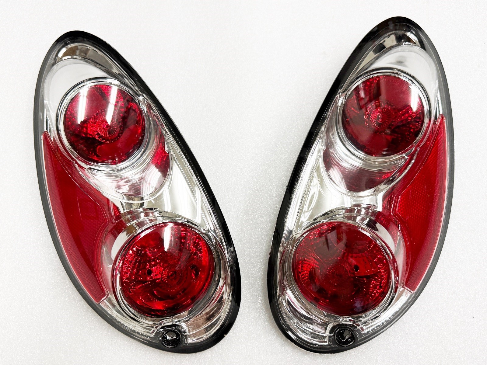 Set of Pair Chrome Clear Taillights for 2001-2005 Chrysler PT Cruiser