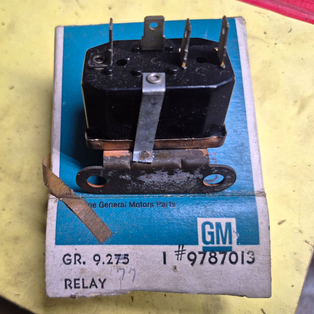 1967 68 69 70 71 72 PONTIAC MASTER A/C RELAY NEW OLD STOCK RARE