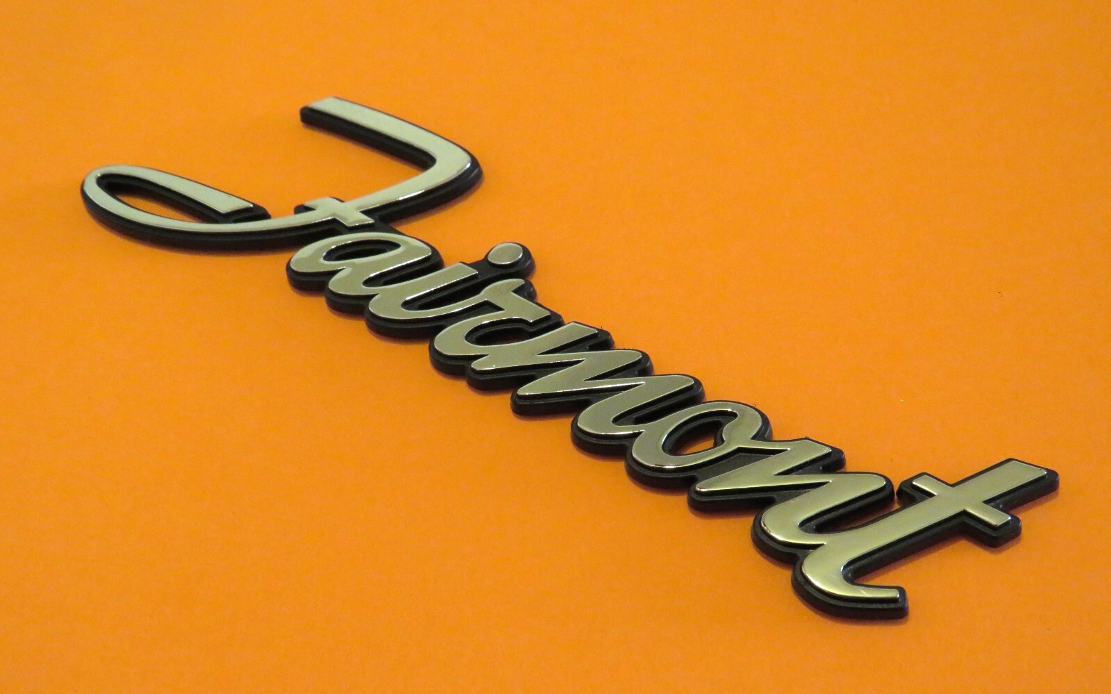 New NOS 1979-80-81-82-83 Ford Fairmont Trunk Lid Emblem-Badge