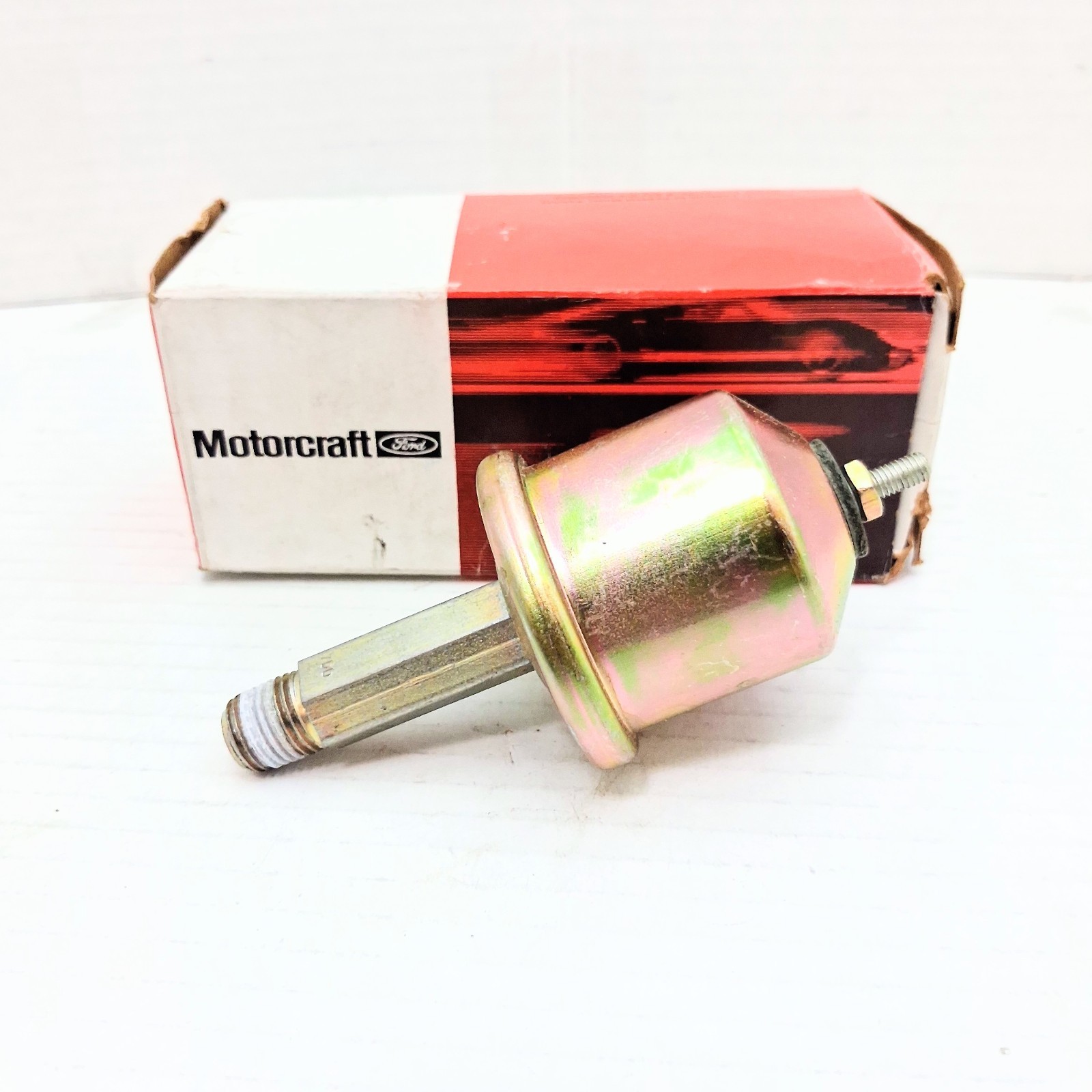 1982-1987 Ford Escort, Explorer, Lynx Oil Pressure Sending Unit NOS OEM Original