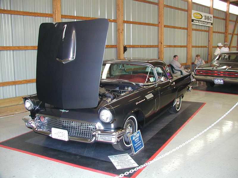 '57 Thunderbird