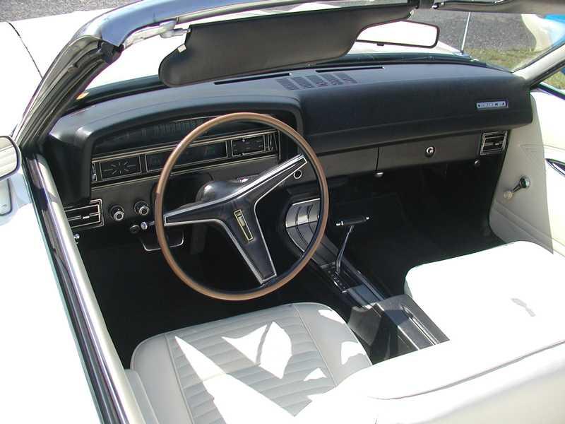 '70 Torino Interior